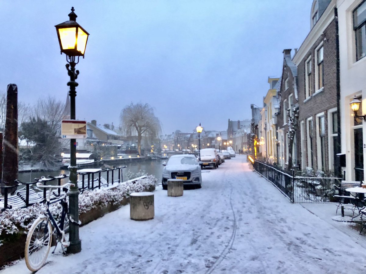 gerard_baars's tweet image. Mooi plaatje in Maarssen-Dorp @StichtseVecht @VARnws #sneeuw