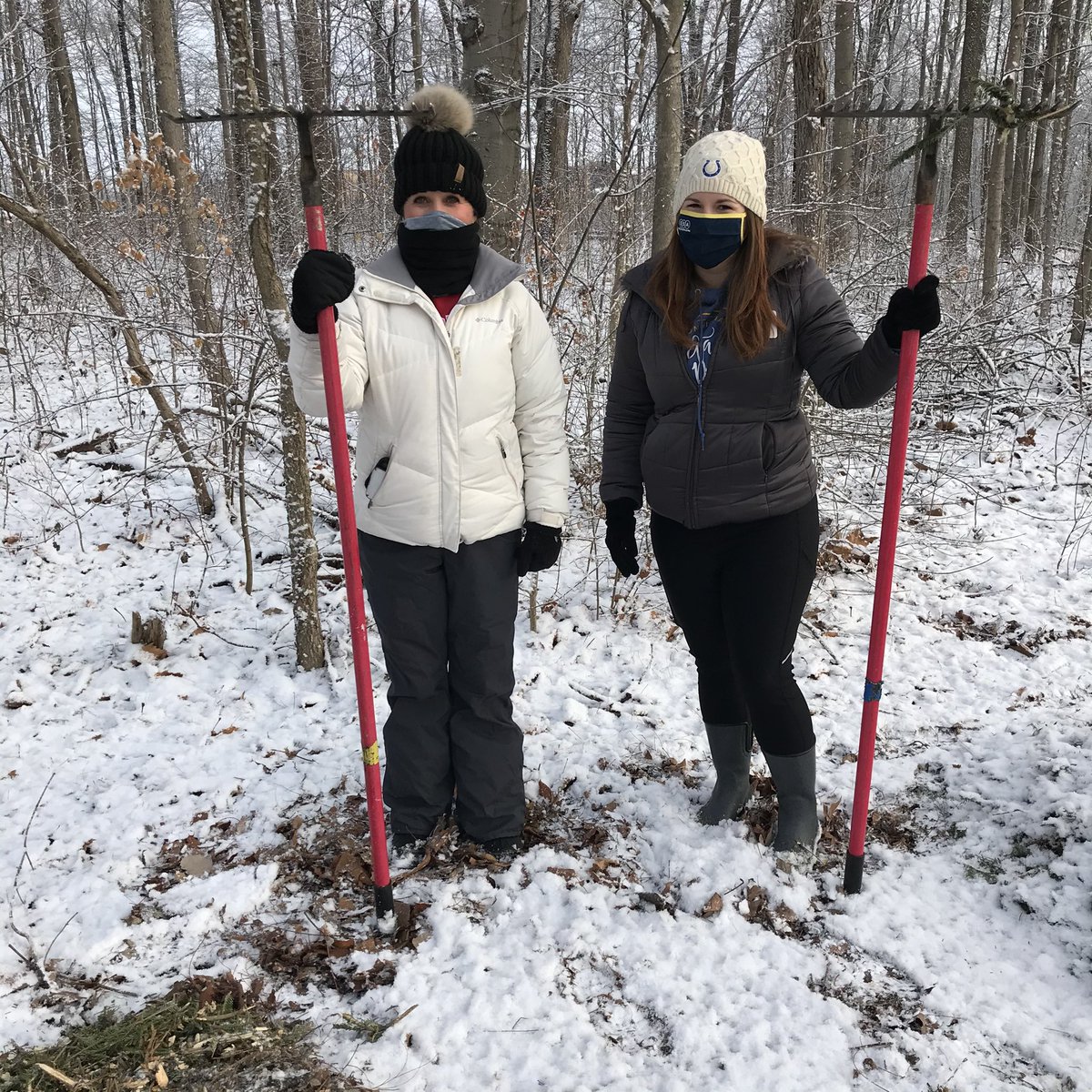 FishersIN's tweet image. #FishersMLK nat’l day of service    with @FishersParks and @fishersdpw. Thank you to our awesome volunteers! See the full lineup of #MLKDay2021 at thisisfishers.com/mlk