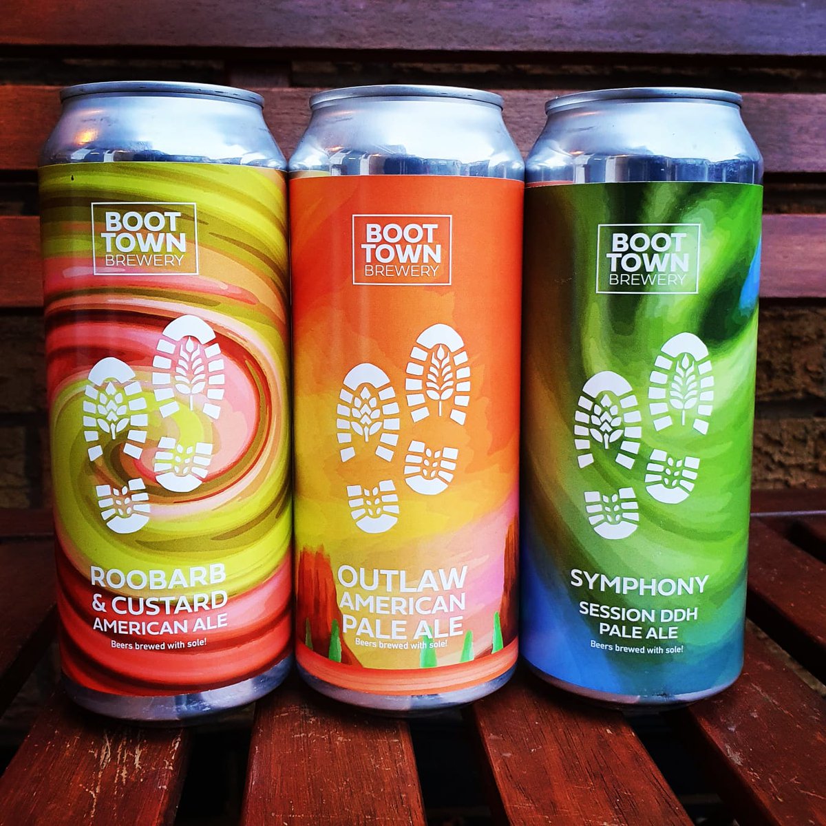 UKBeerGarage's tweet photo. Choose local.  

Fresh stock in da garage from local heroes; 
 
@BootTownBrewery 
@GreatOakleyBrew 
@BraybrookeBeer https://t.co/6WqNsNi3yL