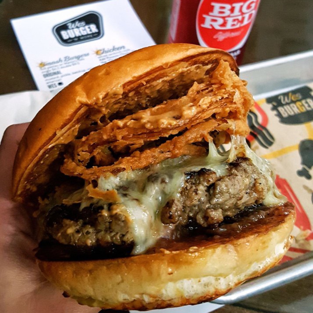 PB&amp;J Burger created by the legend: Jeremy Fish! Peanut butter, onion rings, jalapeno strawberry jam, sharp cheddar. Order for pickup or delivery at wesburgernmore.com
.
.
.
📷: Jules E.