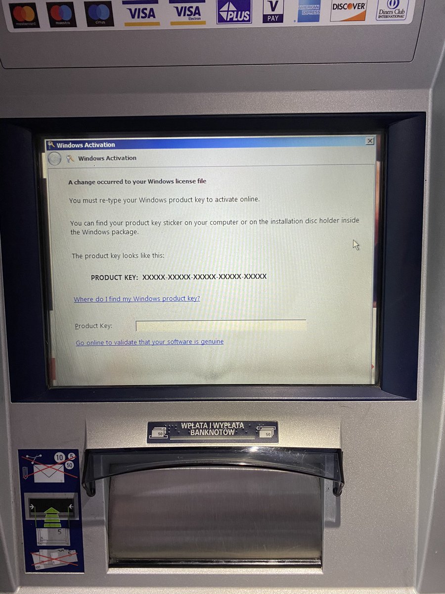mikolaj_in_code's tweet image. I już wiesz, że Twoje pieniądze są bezpieczne 😜😂 @BankPekaoSA #bankomat