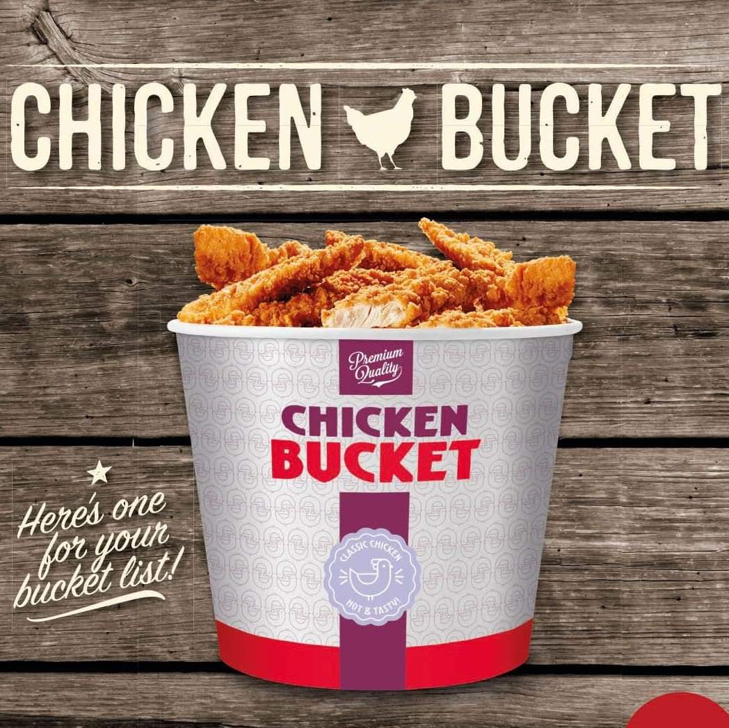 Chicken Bucket nu nog lekkerder!!!

We hebben een kleine, maar lekkere, verandering aangebracht aan de Chicken Bucket. De kipnuggets (8 stuks) hebben we vervangen voor kip chunks (8 stuks). 😀

#chicken #kip #chickenbucket #cafetariarikken #groesbeek #kipchunks