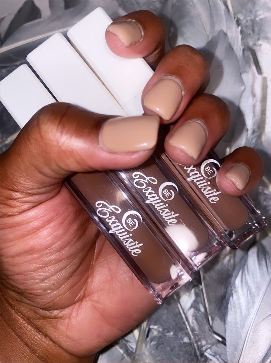 BeExquisiteCos's tweet photo. Let’s do gloss , but make it @BeExquisiteCos https://t.co/8t6AAwafky