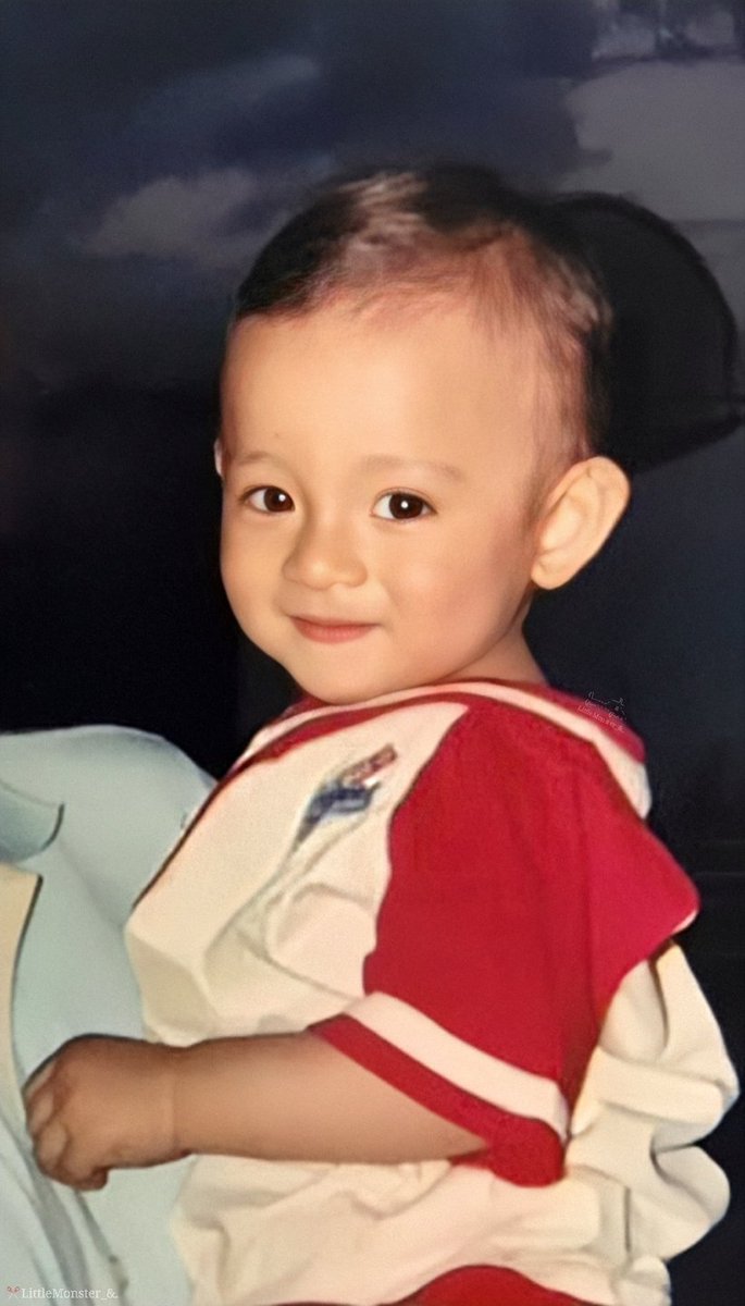 LittleMonster76's tweet photo. ⌚︎
 Happy birthday ！🎂
@ksamuelofficial

#OurSamuelDay
 #Samuel #kimsamuel #사무엘 #サムエル https://t.co/bnNosOni7O
