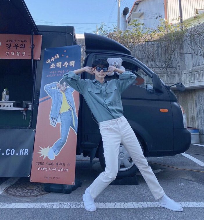 ก็ค่อนข้างแอคใหญ่อยู่