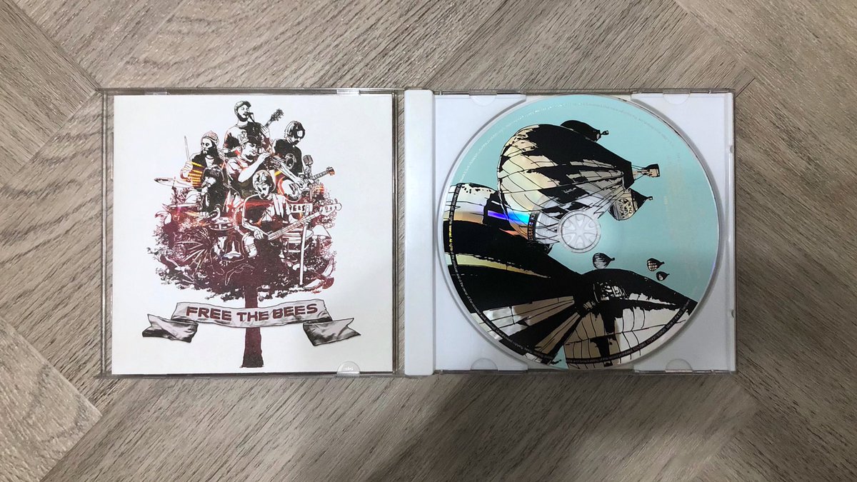 32.Bees Free The BeesNew members added to the band of Bees make this a much fuller sounding record than the debut. Free The Bees is a shot at commercial success and the singles are incredible    @thebeesofficial  #AtoZMusicChallenge #AtoZMusicCollection #TheBees