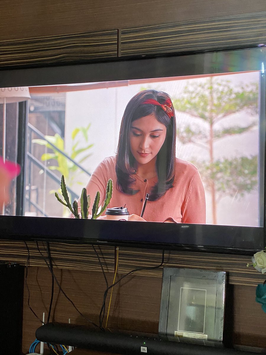 Saras ayu tapi asu
#SobatAmbyar