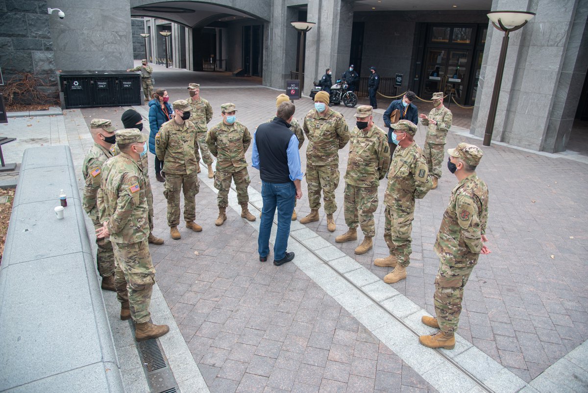 Mark Warner tweet media