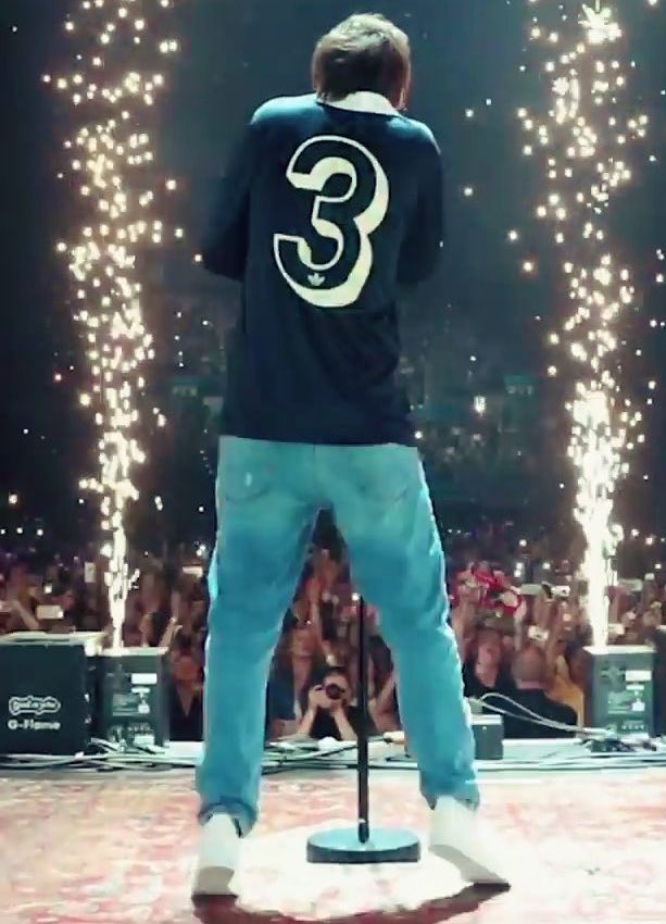 louis tomlinson’s tippy toes: a thread.