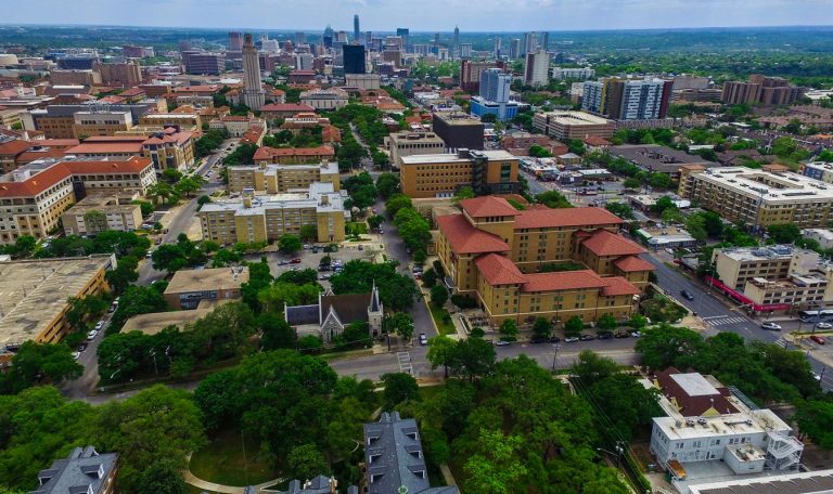LEVEL_realty's tweet photo. The Surprising Growth Opportunities in the Student Housing Sector https://t.co/dARyvipzmT #LEVELRealty #commercialrealestate #StudentHousing #Opportunity https://t.co/EBZtEffzEQ