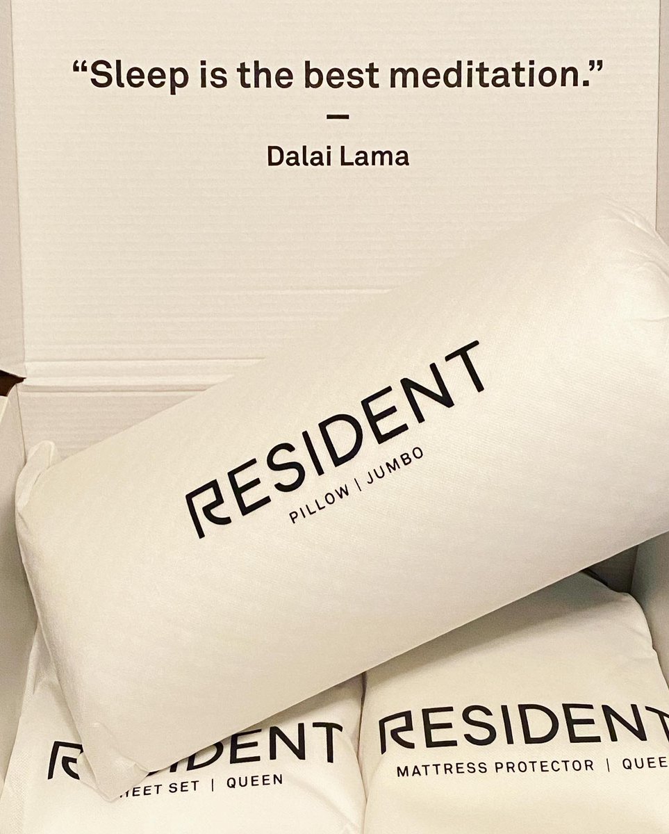 allysonberger's tweet photo. Pillows, Sheets & a Protector, Oh My!
Iβm referring to the $399 of accessories that are now included with every @nectarsleep mattress! π
You can thank me later after you have the best nights sleep ever! π΄
#NectarSleepPartner #ILoveMyNectar https://t.co/CQX8KuEpWE