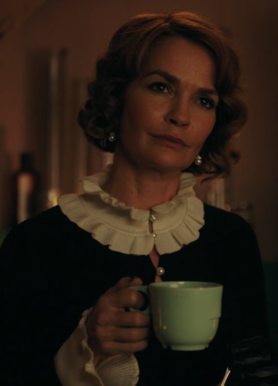 10. PenelopePossibilty: LowMotive: RevengeOpportunity: LackingSuspicions: hides in walls, parent patternDoubts: AGAIN?, stuck in the Maple Club