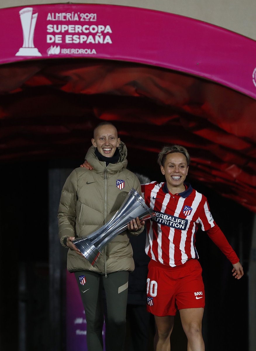 Atleti's tweet photo. Momentos únicos

🏆 @VirginiiiaTr 🏆

🔴⚪ #AúpaAtleti https://t.co/tVdqBd66Bl