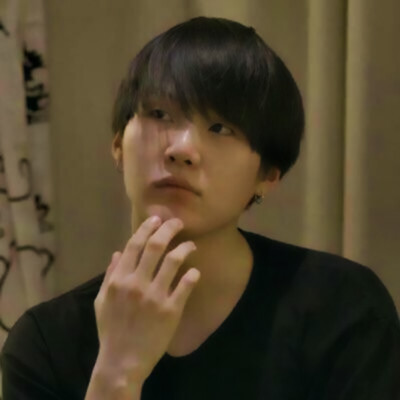 yoongisarchive's tweet photo. https://t.co/Nr7y7J3KRu