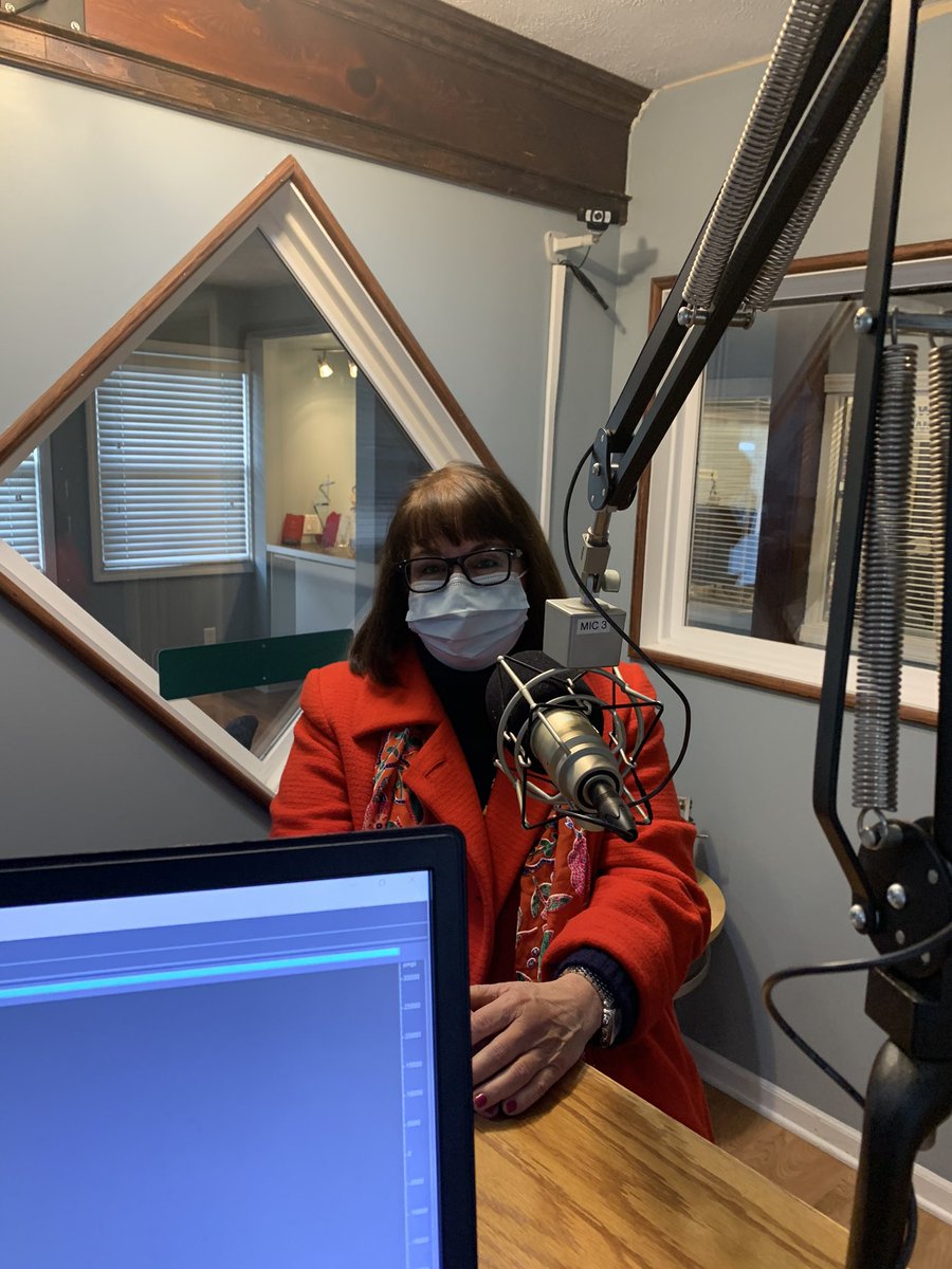 WIMSRADIO's tweet photo. Excellent time in studio this week at WIMS. Thank you @TheatreAtTheCtr La Porte firefighters @UnityFndtn and @DunesHospice #localradio #nwi #michigancity #laporteproud https://t.co/U4QWxKtBEj