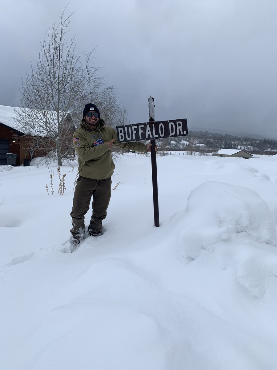 mateugeni's tweet photo. #BillsMafia  #GameDay #LetsGo #Jackson #WYOMING https://t.co/uqsj46FQpC