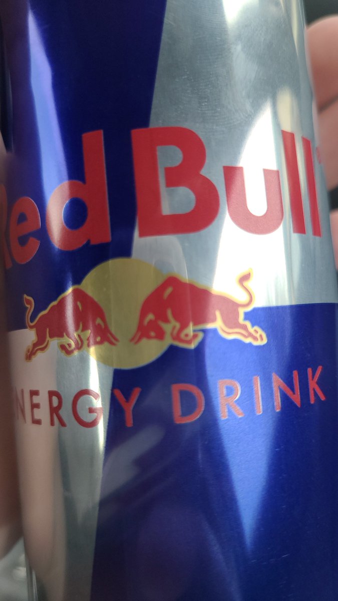 MeagansBusy's tweet photo. Hey @redbull if I get a tattoo of the bull on me will you send me a case of the kiwi apple 🤣🤣 think I'm lying ill do anything for them cans 😋😋 https://t.co/741o92jJsh