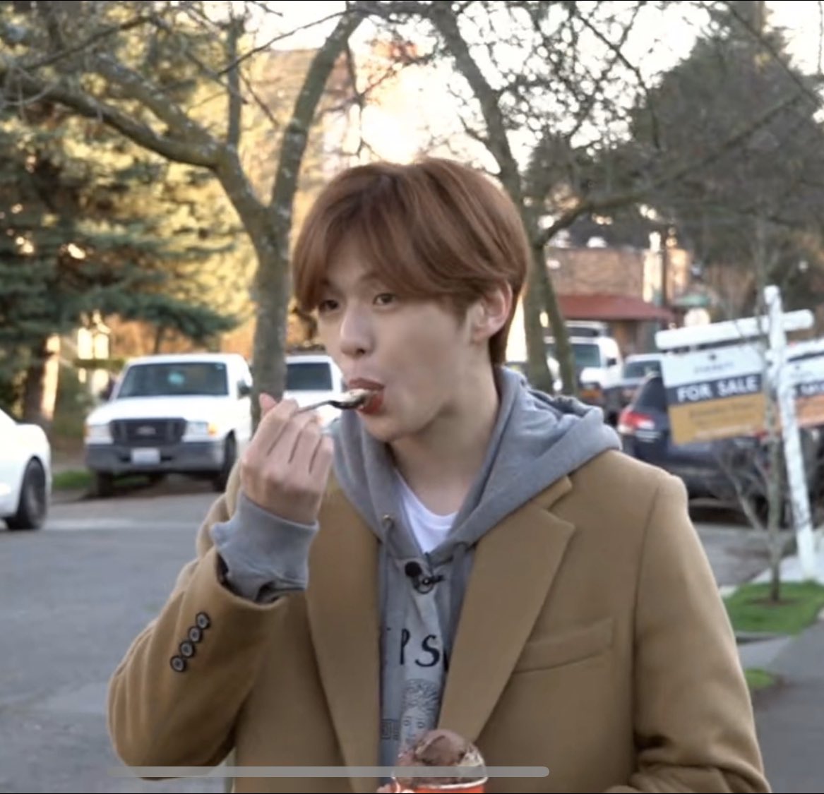 kang daniel in real life; a thread 