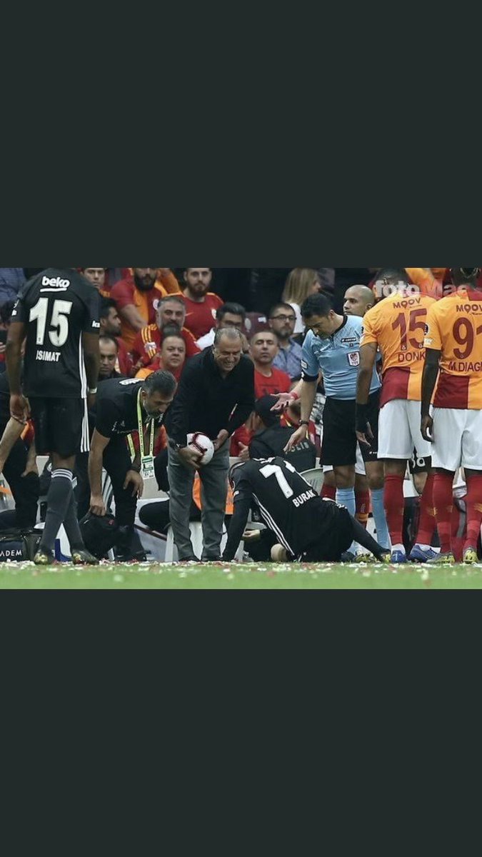 longisl31605512's tweet image. Fırtınada agaçlar nasıl çatırdar bilir misin kardeş  #BugünGünlerdenGALATASARAY