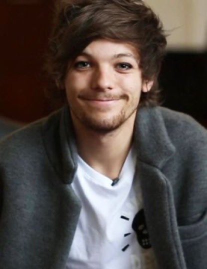 Louis Tomlinson in smudged eyeliner, a Thread: