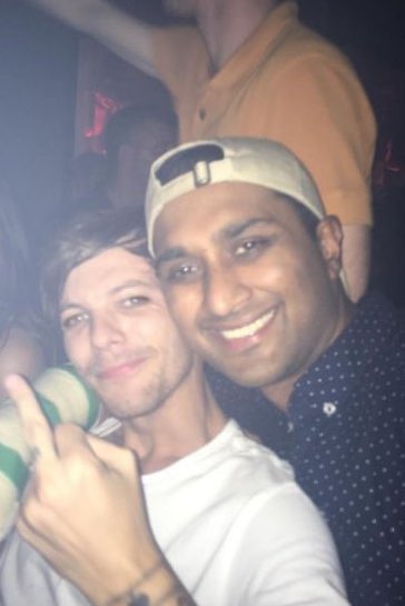 Louis Tomlinson in smudged eyeliner, a Thread: