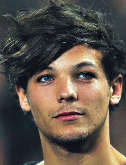 Louis Tomlinson in smudged eyeliner, a Thread: