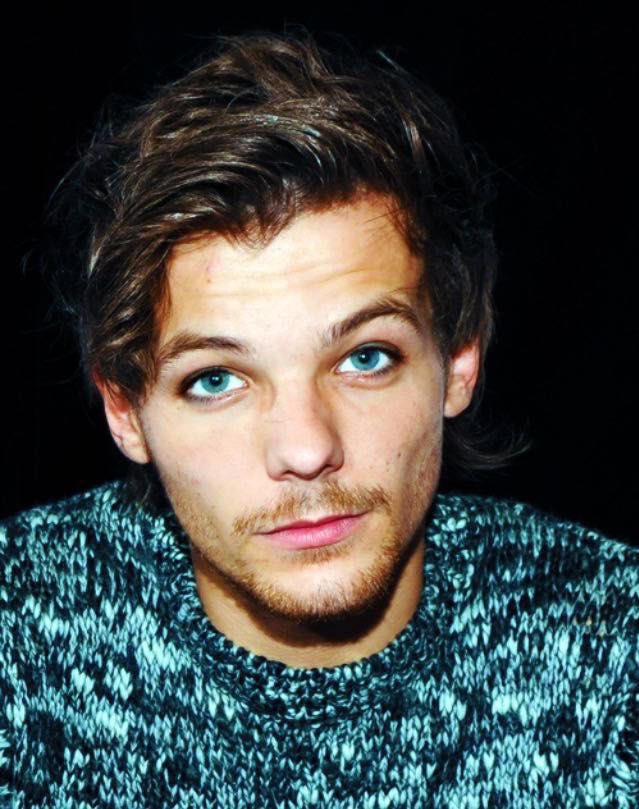 Louis Tomlinson in smudged eyeliner, a Thread: