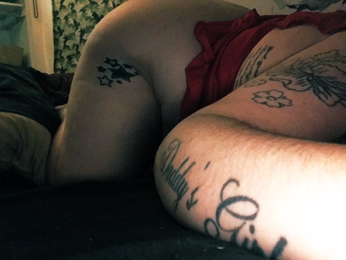 I mean why not 😅 https://t.co/uBI8dV4s4w<a href="/tag/prettygirl"class="tags"><span>#prettygirl</span></a><a href="/tag/selling"class="tags"><span>#selling</span></a><a href="/tag/contentseller"class="tags"><span>#contentseller</span></a><a href="/tag/buyconte"class="tags"><span>#buyconte</span></a>