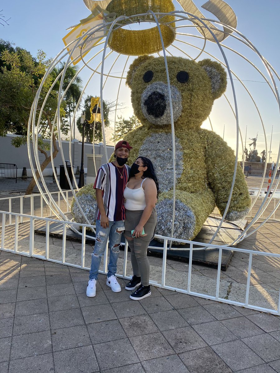 JAVIIGAMING's tweet photo. 🥺Con mi persona favorita❤️@SnowpR_  de paseo por el viejo #SanJuan🇵🇷 https://t.co/amFBtXy7OK