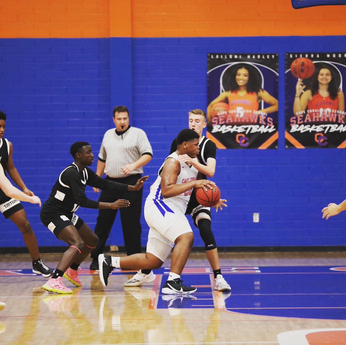 Don’t let the size fool you. Best believe I can move. Basketball my first sport😎😅. 20 points 8 boards.