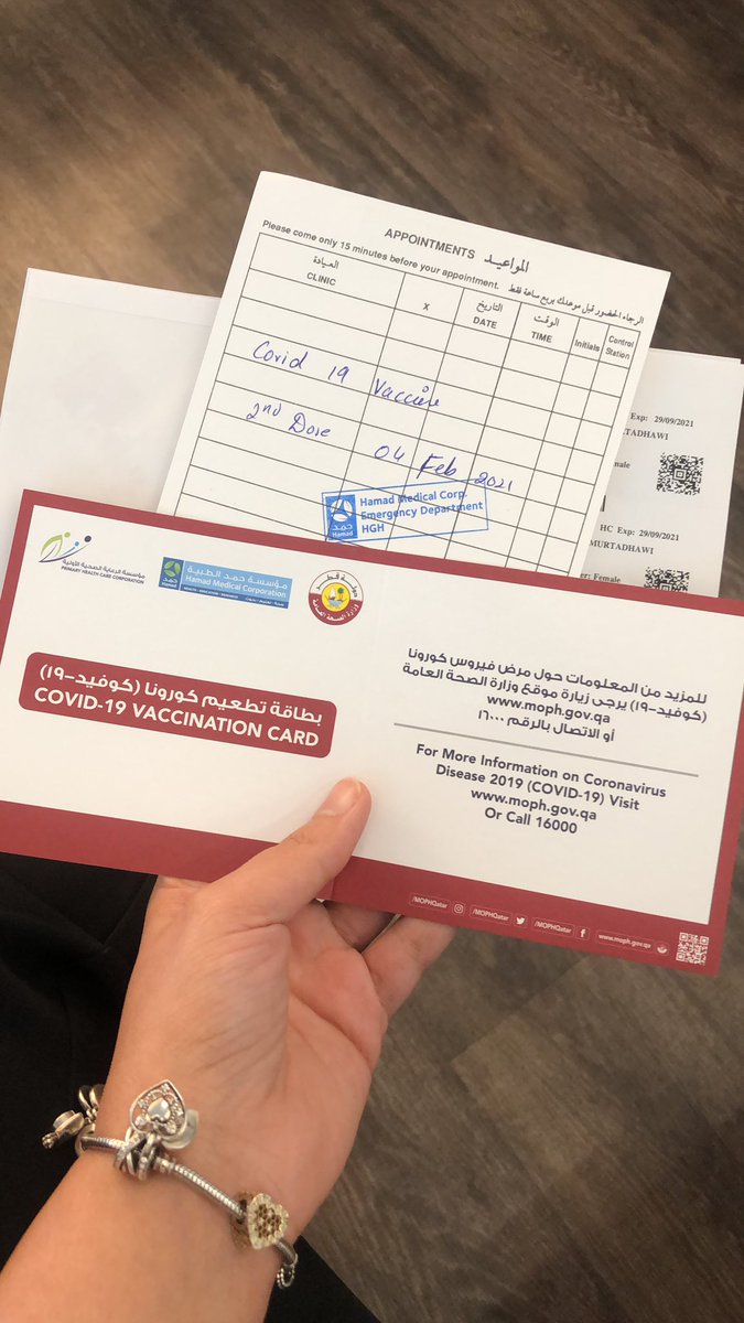 bothinamortada's tweet photo. I received my first dose of CoVID 19 vaccination on thursday morning and alhamdulillah i don't feel anything , i encourage everyone to get the vaccine in order to get our life back to normal https://t.co/gsmQ7fBP07