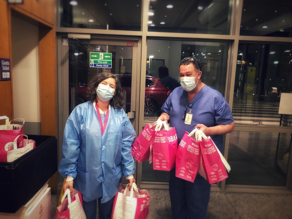 IreWomenHockey's tweet photo. After a collection yesterday during our training camp, it was a pleasure for us to partner with @SabaToGo to provide some grub for the amazing ICU staff in St James &amp; St Vincent’s hospital. Thank you Saba for matching our donation!

We’re indebted to all our front line workers ❤️ https://t.co/3HGwSltq3w