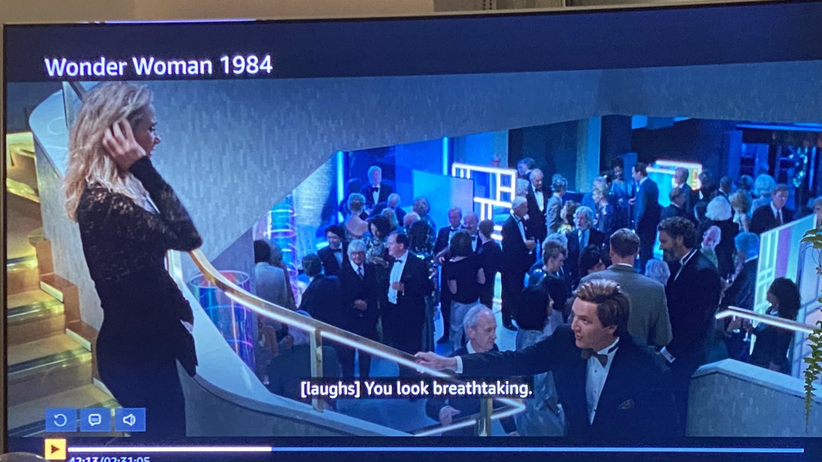 Omg im dying, they used Denys Lasdun’s masterpiece the Royal College of Physicians and its divine central staircase as a location for a gala soirée 