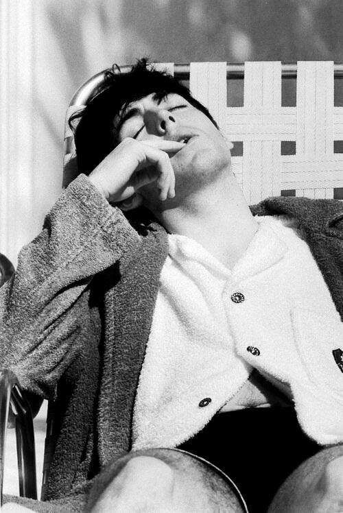 10.0i cant. would be a crime if i didn’t put pics of him sleeping here