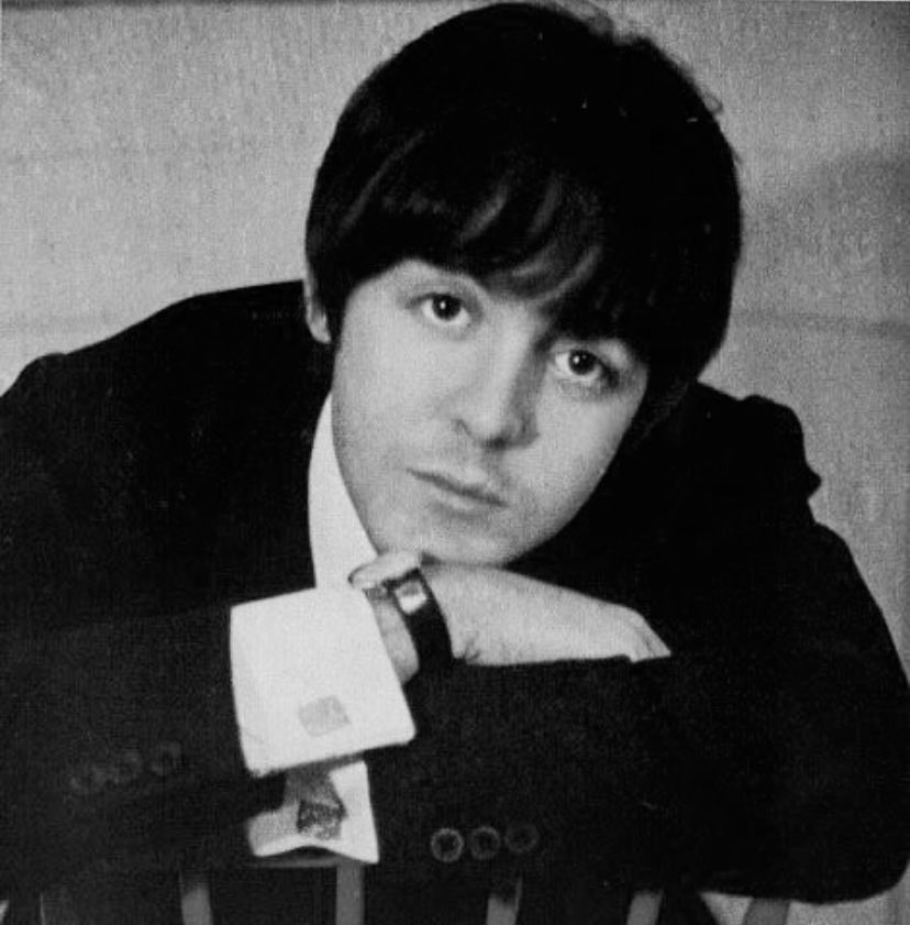 17.0his deep look can easily reach your soul.