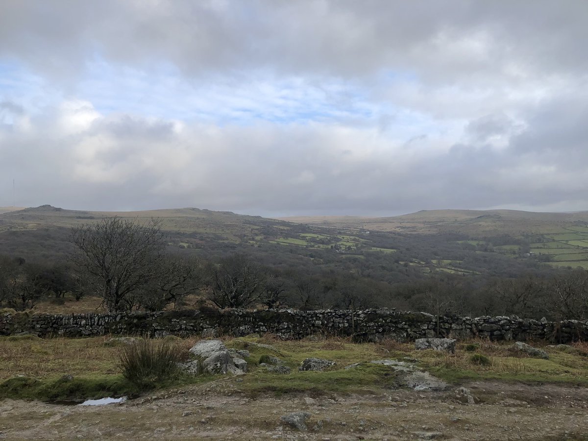 AlwaysDorasMum's tweet photo. Bit overcast today but so good to be out on #PewTor #Dartmoor with me bestie https://t.co/YhAU3cjzs0
