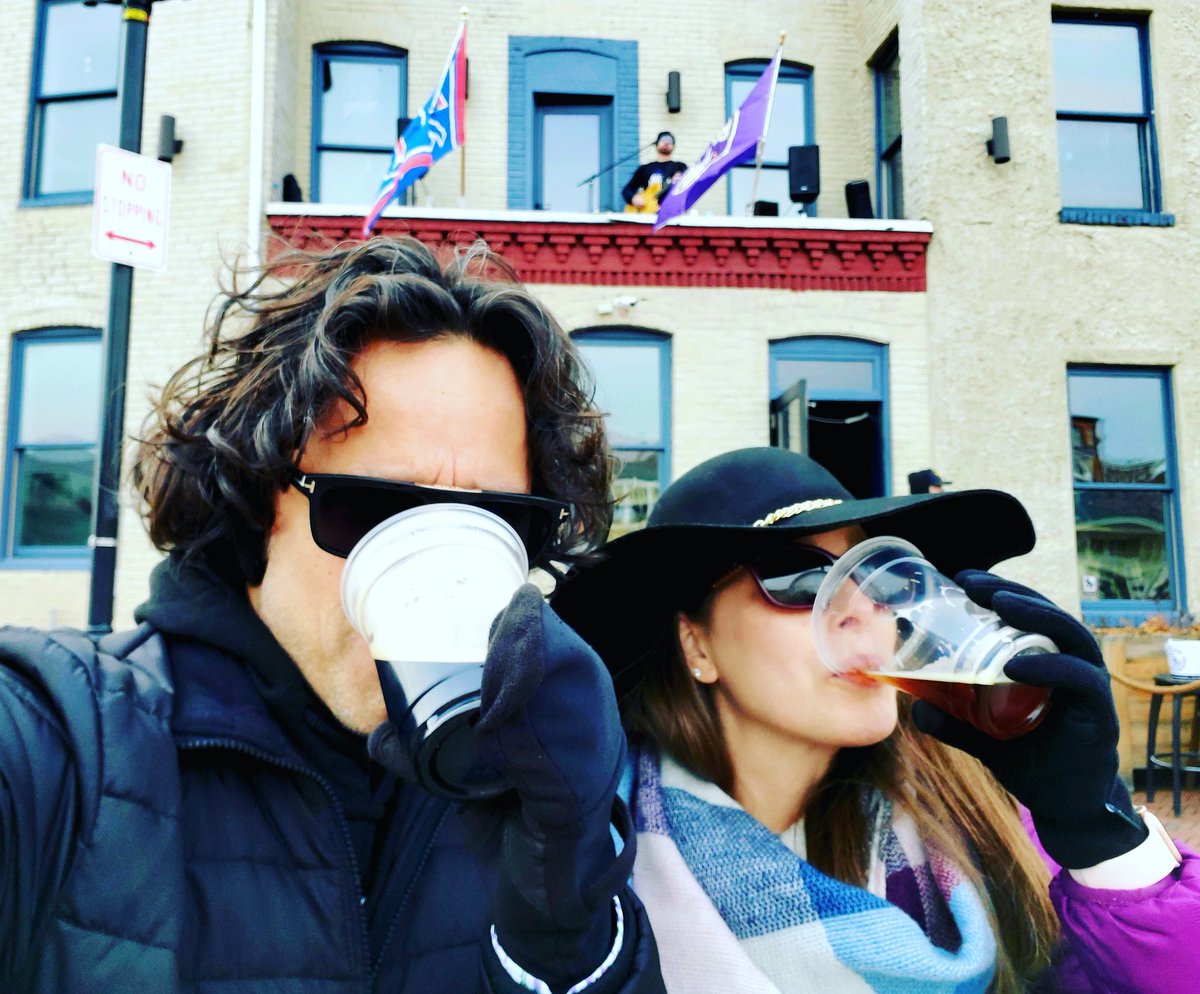 WNST's tweet photo. Nestor: I could've been in Buffalo. Instead, I am tailgating here... #RavensFlock #JennStrong https://t.co/ymP4LJtNia