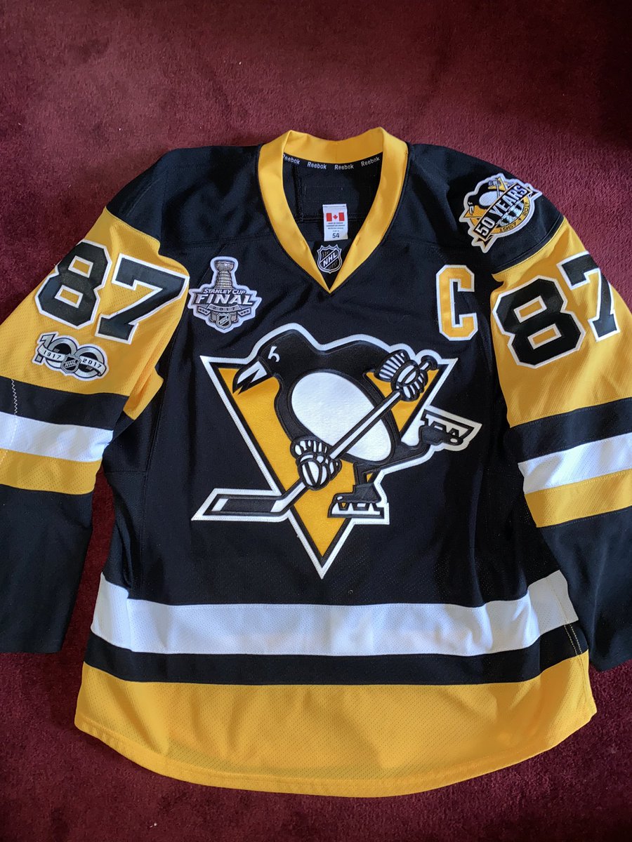 pitpenguinism's tweet photo. I did get my holy grail Penguins jersey done a few months ago.

Teleport me back to 2017. https://t.co/gvIQ35rM6Z