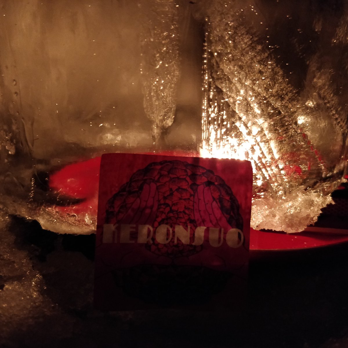 keronsuo's tweet photo. Kunnon talvi on kiva – jos on lämmin koti-iglu tai vastaava.

Jos näet ulkona majoittuvan, vinkkaa Vailla vakinaista asuntoa ry:lle.

https://t.co/z3ZwELEaMY 

#talvi #pidähuolta #lepäärauhassapave https://t.co/strS4xrBHp