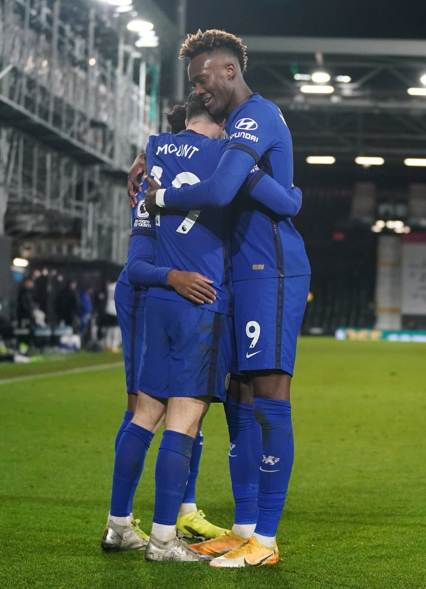 kbrligainggris's tweet photo. FT: Fulham 0-1 Chelsea
🔴 44' Antonee Robinson (Red Card) 
———
⚽ 78' Mason Mount

Masih optimis dengan Lampard? https://t.co/bLMrkeAduU