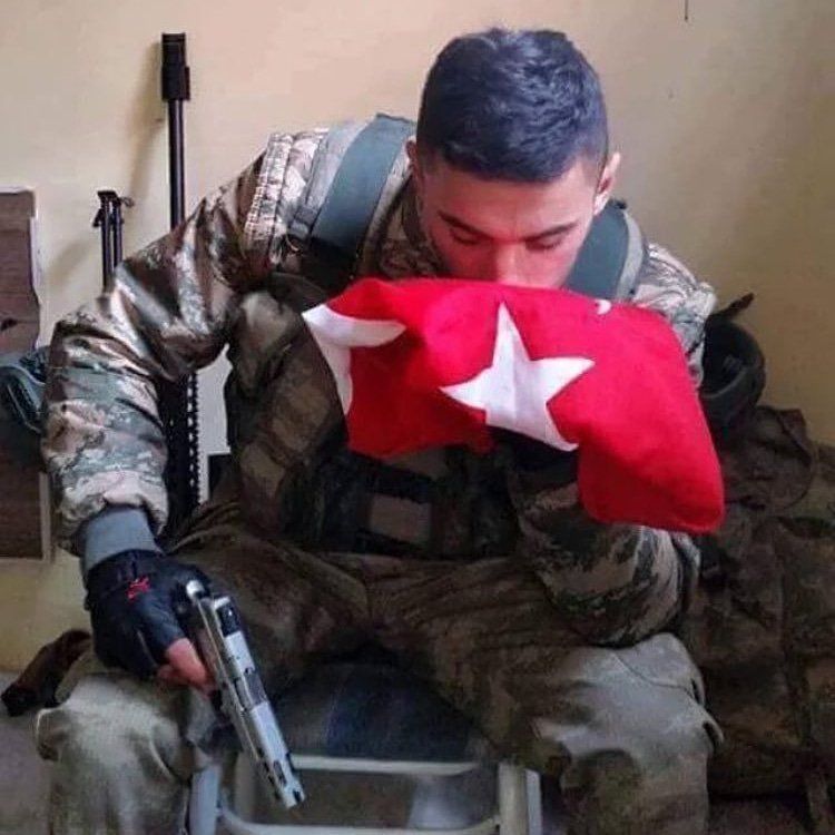 AdanaRma's tweet photo. Şerefli Türk Askerine militan demek kimsenin harcı değildir.
Herkes haddini bilecek !
#MilitandeğilKahraman 🇹🇷 https://t.co/3zGOXmGIcX