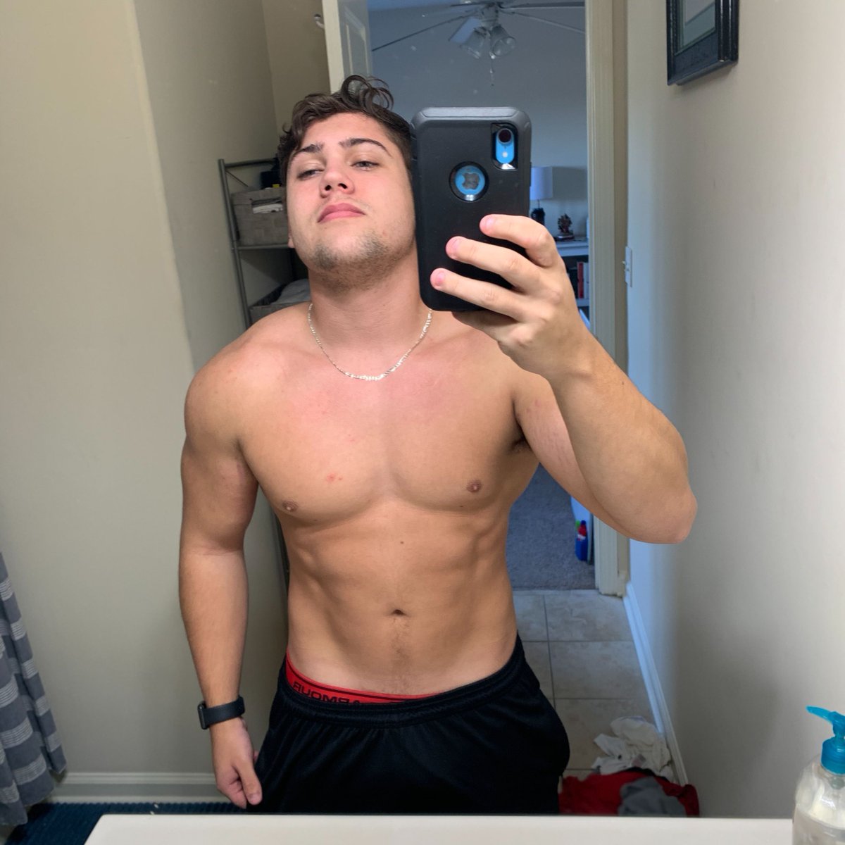 OnlybrosSean's tweet photo. Cant wait to be tan😏
 Onlyfans Link In Bio! My Onlyfans Team: @onlybrosmgmt https://t.co/pumzPDruvg . . . #Onlyfansboys #Onlyfansmen #Uncensored #Menofonlyfans #Onlyfansman #Maleonlyfans #Onlyfans #Onlyfanspromotions #Onlyfansnudes #Onlyfansgay #onlyfanspromo https://t.co/TIqoOhwSyz