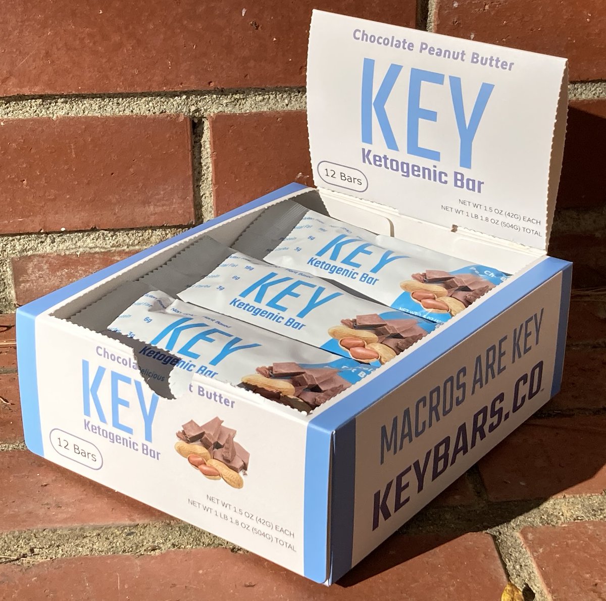 KeyBars_Co's tweet photo. A beautiful day to open a box of chocolate Peanut butter goodness!
#EatClean
#MacrosAreKey
https://t.co/aJ0zUYPIj3 https://t.co/4x5bsydBi2