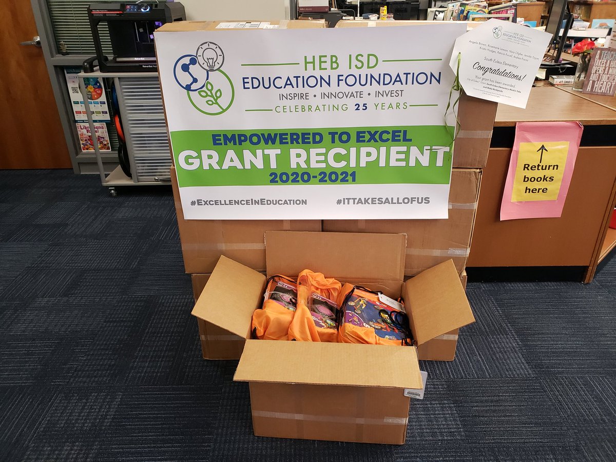 ABrown_HEBSEE's tweet photo. @HEBISDEdFoundtn @MackinMaker Take and Make #STEM backpacks have arrived @SouthEulessHEB Library! Ss will begin checking them out next week. So excited to share literature and making that will travel school to home. #grantinaction #heblibraries #steam @HEBISDpeople https://t.co/Sy2QOeQCbf