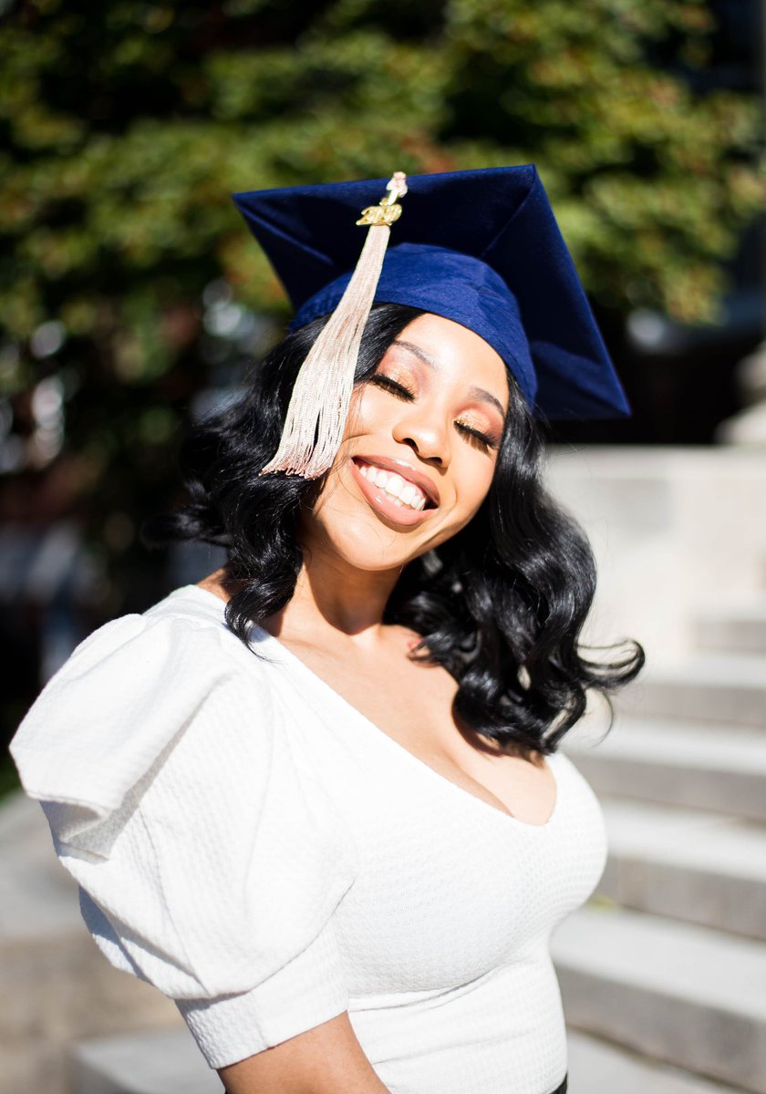 TheLadyACIDEx's tweet photo. Fabulous grad session with Taylor! 
#NCAT #blackfemalephotographer https://t.co/qD6hiRG3Yo