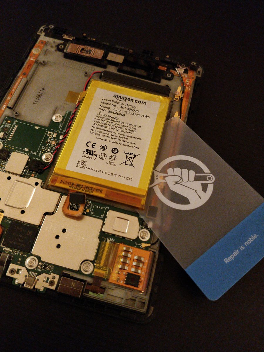 nullniveau's tweet photo. Thanks to @iFixit my beloved #KindleVoyage will last (hopefully at least) another 6 years. :) #repairisnoble https://t.co/5u73dV2GIj