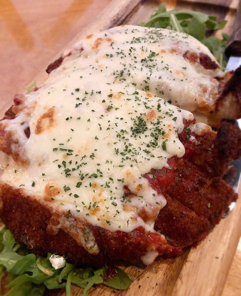 Tampa, FL
Love a Saturday night out with friends, 🍹🍸🍷 but food &amp; vibe are important too!! Enter into your life Sociale Italian Tapas - FANTASTIC!! Food is good(it’s 🇮🇹 so of course it is!) but the scene is casual &amp; fun! We filled the table with food and never looked back!!