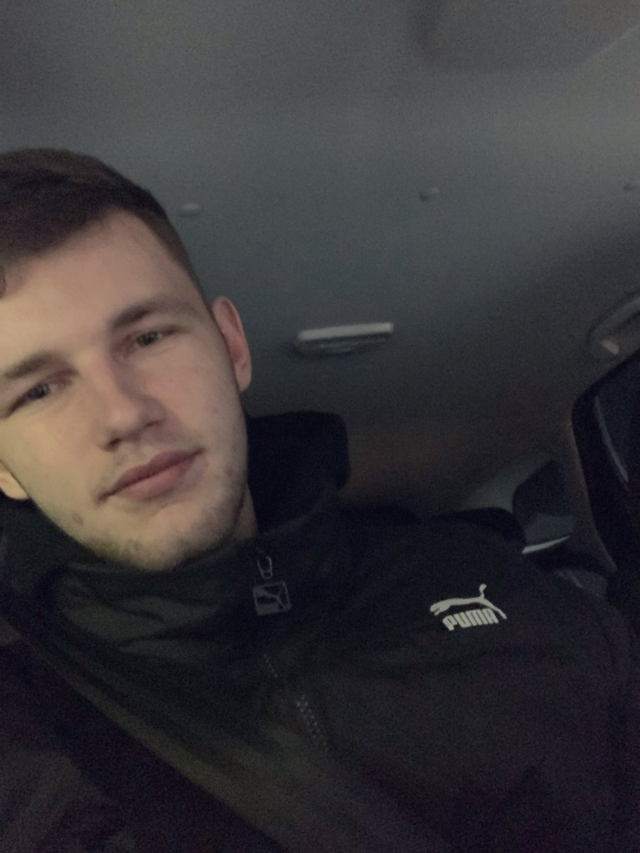 //Ваш мальчик потерян и не найден..//