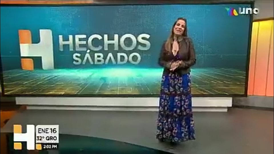 AngelDi29's tweet photo. Viendo @HechosSabado con la bellisima y guapa @carolina_rocha_ https://t.co/aKyKSJCjPj