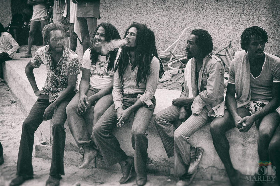 'Herb? Herb is the healing of the nation, seen? Once you smoke herb, you all must think alike. Now if you thinkin' alike, dat mean we 'pon the same track. If we 'pon the same track, that mean we gonna unite.' #bobmarleyquotes

📷 by Peter Murphy
